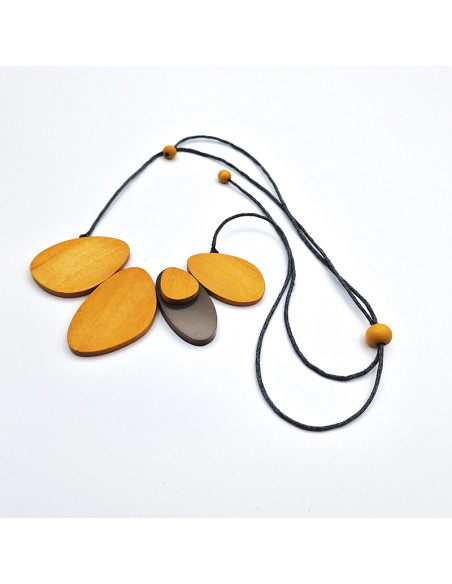 Collaret taronja 4 ovals fusta i resina